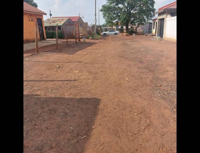 LAND FOR SALE IN TOKOZA